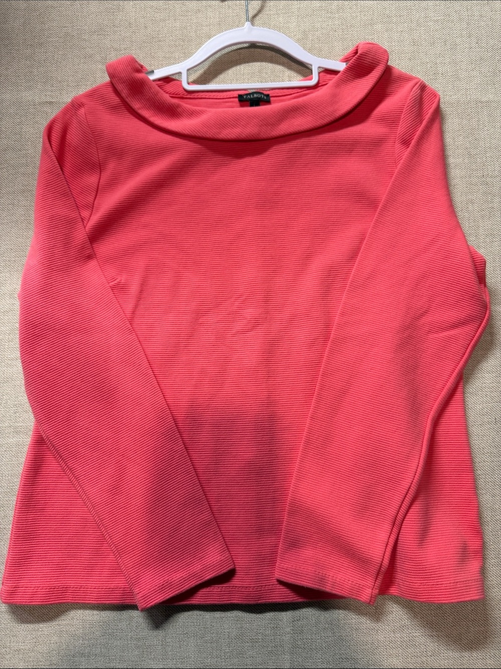Talbots Coral Boat Neck Long Sleeve Knit Top. P0046